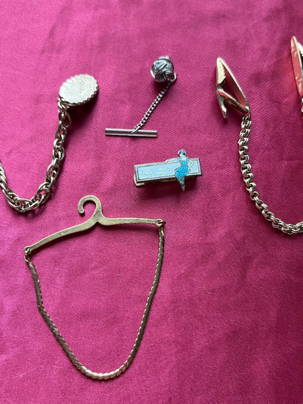 Vintage sweater clip, Tie clip, etc Lot of 5 pieces